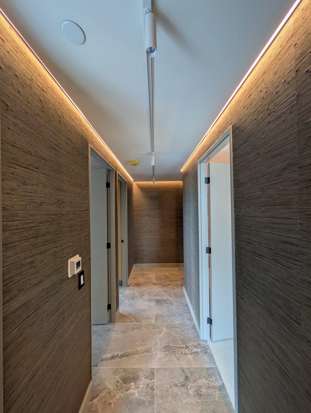 Integrated LED Accent Lighting